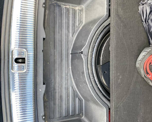 Черный Ауди Ку 5, объемом двигателя 1.98 л и пробегом 140 тыс. км за 18500 $, фото 19 на Automoto.ua