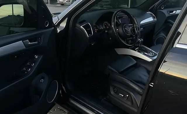 Черный Ауди Ку 5, объемом двигателя 0 л и пробегом 150 тыс. км за 16000 $, фото 3 на Automoto.ua