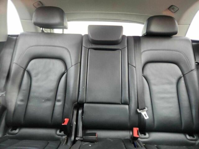 Чорний Ауді Ку 5, об'ємом двигуна 2 л та пробігом 95 тис. км за 2900 $, фото 9 на Automoto.ua