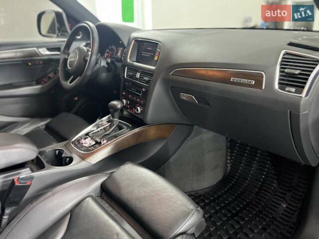 Чорний Ауді Ку 5, об'ємом двигуна 3 л та пробігом 217 тис. км за 15800 $, фото 18 на Automoto.ua