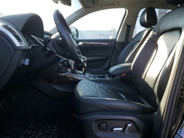 Черный Ауди Ку 5, объемом двигателя 2 л и пробегом 186 тыс. км за 12900 $, фото 6 на Automoto.ua