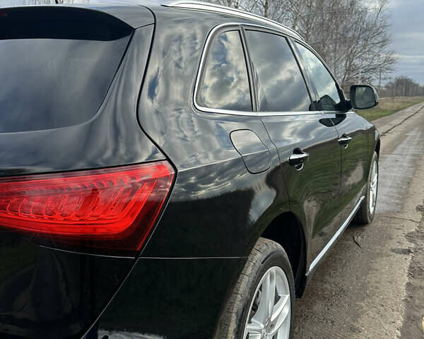 Черный Ауди Ку 5, объемом двигателя 2 л и пробегом 252 тыс. км за 15500 $, фото 5 на Automoto.ua