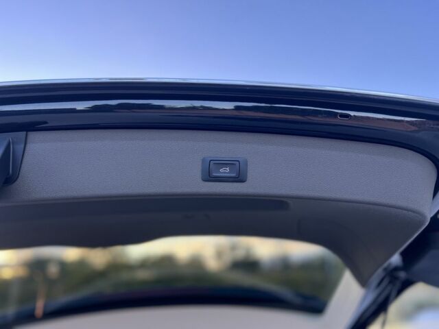 Черный Ауди Ку 5, объемом двигателя 2 л и пробегом 230 тыс. км за 14500 $, фото 21 на Automoto.ua