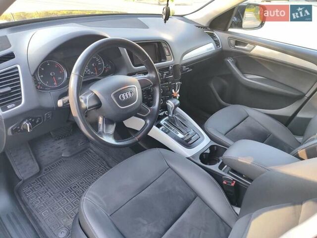 Черный Ауди Ку 5, объемом двигателя 1.98 л и пробегом 257 тыс. км за 18500 $, фото 40 на Automoto.ua