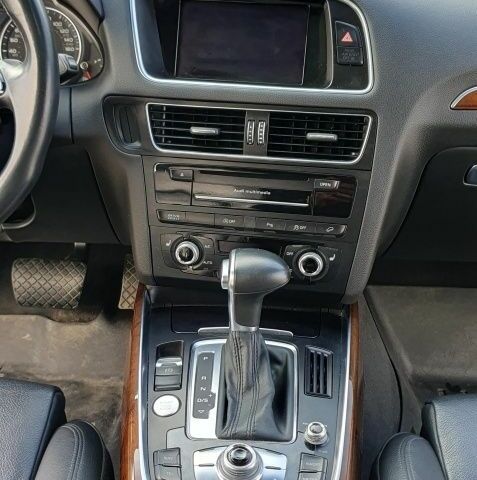 Чорний Ауді Ку 5, об'ємом двигуна 3 л та пробігом 251 тис. км за 16000 $, фото 21 на Automoto.ua