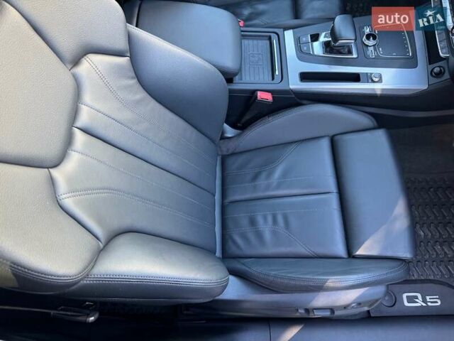 Черный Ауди Ку 5, объемом двигателя 2 л и пробегом 199 тыс. км за 29000 $, фото 85 на Automoto.ua