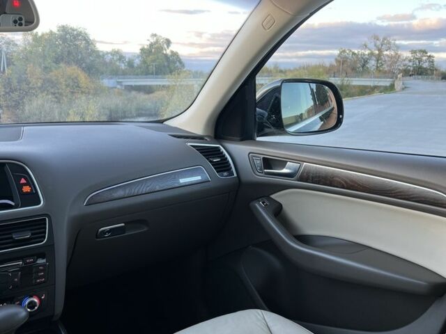 Черный Ауди Ку 5, объемом двигателя 2 л и пробегом 230 тыс. км за 14500 $, фото 13 на Automoto.ua