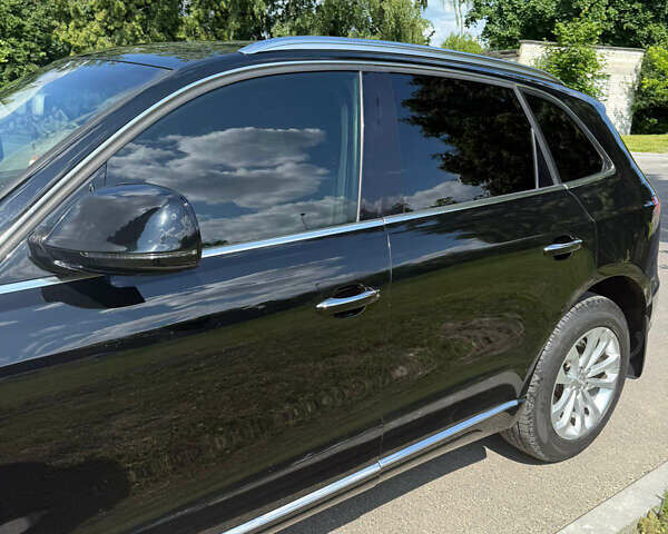 Черный Ауди Ку 5, объемом двигателя 2 л и пробегом 220 тыс. км за 16100 $, фото 7 на Automoto.ua