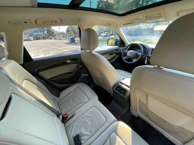 Чорний Ауді Ку 5, об'ємом двигуна 2 л та пробігом 77 тис. км за 4000 $, фото 12 на Automoto.ua