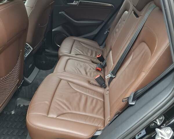 Черный Ауди Ку 5, объемом двигателя 0 л и пробегом 205 тыс. км за 15800 $, фото 13 на Automoto.ua