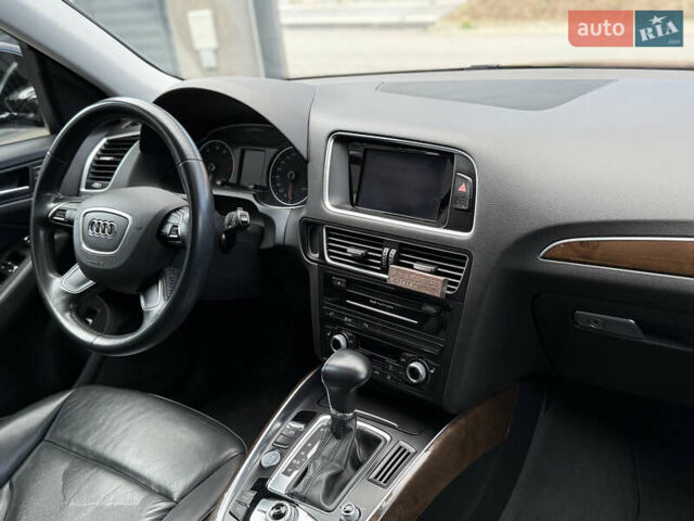 Черный Ауди Ку 5, объемом двигателя 1.98 л и пробегом 239 тыс. км за 14250 $, фото 32 на Automoto.ua
