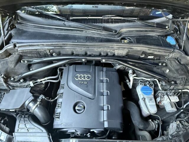 Черный Ауди Ку 5, объемом двигателя 2 л и пробегом 200 тыс. км за 17600 $, фото 8 на Automoto.ua