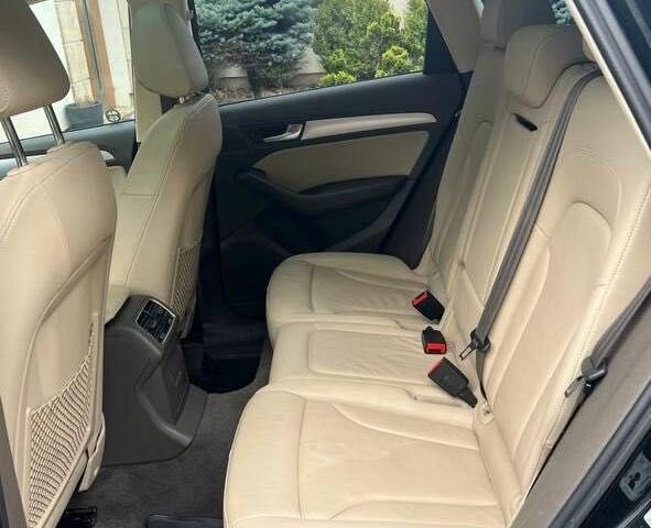 Черный Ауди Ку 5, объемом двигателя 2 л и пробегом 170 тыс. км за 9500 $, фото 11 на Automoto.ua