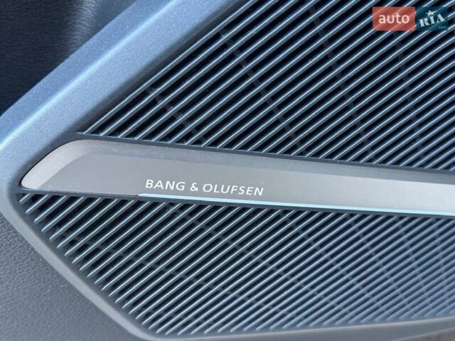 Черный Ауди Ку 5, объемом двигателя 2 л и пробегом 199 тыс. км за 29000 $, фото 34 на Automoto.ua