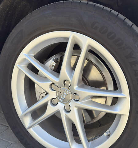 Черный Ауди Ку 5, объемом двигателя 2 л и пробегом 165 тыс. км за 19200 $, фото 6 на Automoto.ua