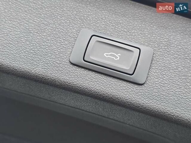 Черный Ауди Ку 5, объемом двигателя 3 л и пробегом 178 тыс. км за 14800 $, фото 40 на Automoto.ua