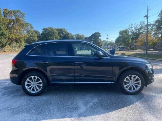 Чорний Ауді Ку 5, об'ємом двигуна 2 л та пробігом 77 тис. км за 4000 $, фото 1 на Automoto.ua