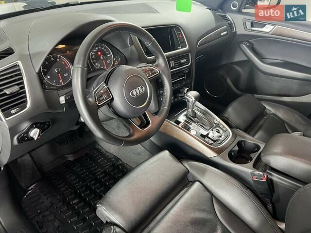 Чорний Ауді Ку 5, об'ємом двигуна 3 л та пробігом 217 тис. км за 15800 $, фото 31 на Automoto.ua