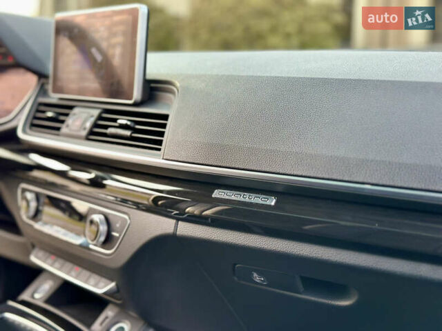 Черный Ауди Ку 5, объемом двигателя 1.98 л и пробегом 208 тыс. км за 21999 $, фото 40 на Automoto.ua