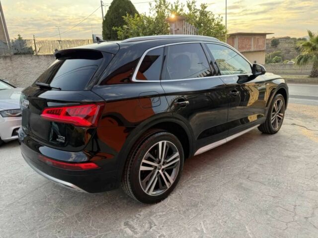 Ауди Ку 5 2017 в Кривом Роге на Automoto.ua Черный Ауди Ку 5, объемом двигателя 2 л и пробегом 63 тыс. км за 12000 $, фото 5 на Automoto.ua