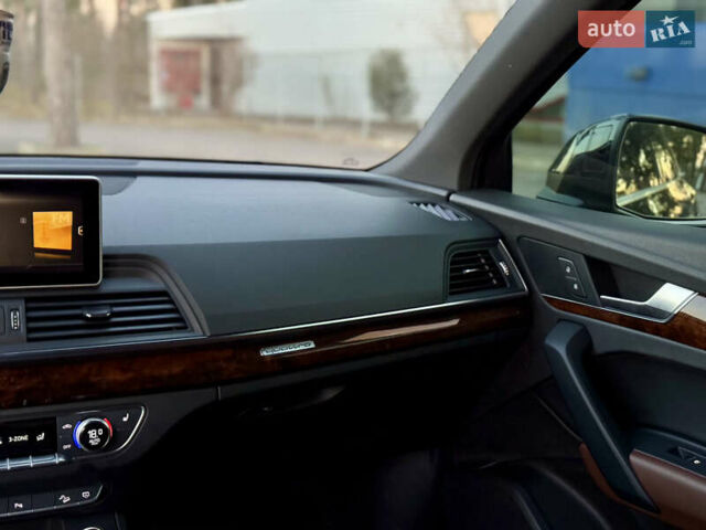 Черный Ауди Ку 5, объемом двигателя 1.98 л и пробегом 163 тыс. км за 25900 $, фото 32 на Automoto.ua