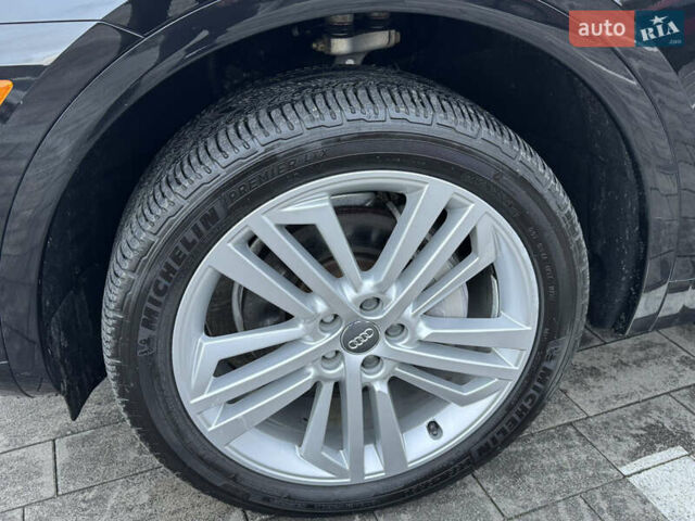 Черный Ауди Ку 5, объемом двигателя 2 л и пробегом 208 тыс. км за 20700 $, фото 14 на Automoto.ua