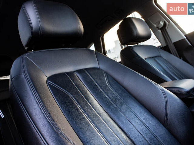 Черный Ауди Ку 5, объемом двигателя 1.98 л и пробегом 112 тыс. км за 27000 $, фото 46 на Automoto.ua