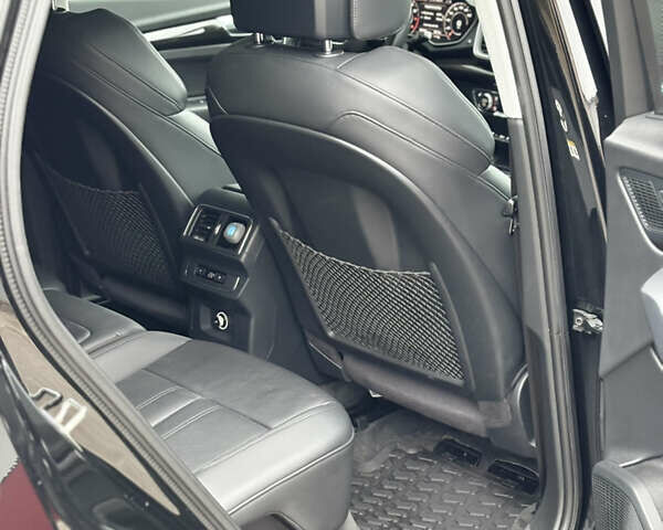 Чорний Ауді Ку 5, об'ємом двигуна 1.98 л та пробігом 96 тис. км за 25700 $, фото 20 на Automoto.ua