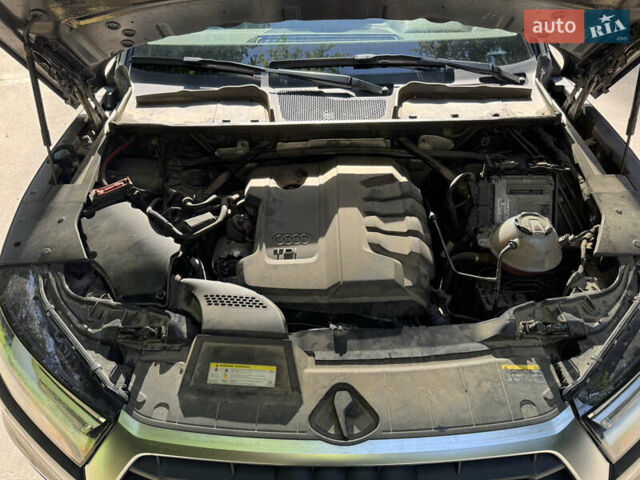 Черный Ауди Ку 5, объемом двигателя 1.98 л и пробегом 106 тыс. км за 28300 $, фото 9 на Automoto.ua