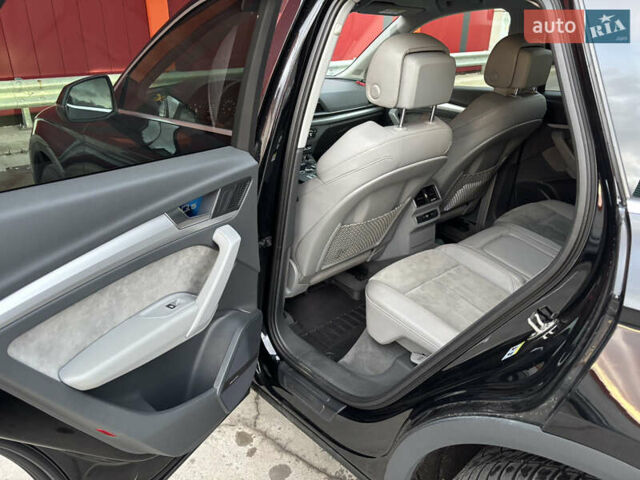 Черный Ауди Ку 5, объемом двигателя 1.97 л и пробегом 280 тыс. км за 27500 $, фото 11 на Automoto.ua