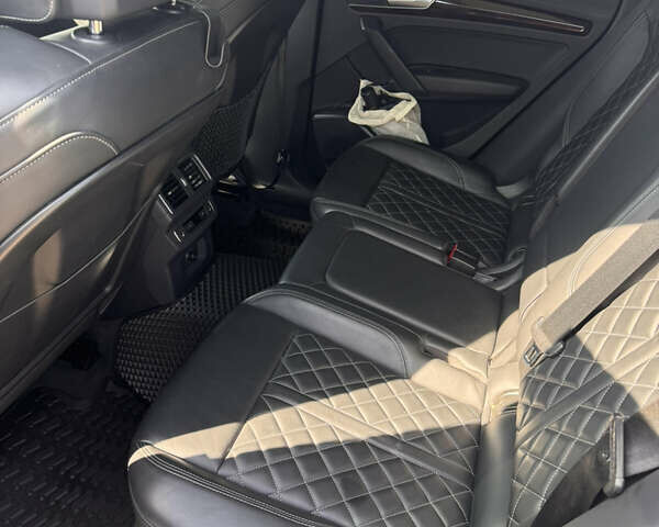 Чорний Ауді Ку 5, об'ємом двигуна 1.98 л та пробігом 117 тис. км за 27000 $, фото 12 на Automoto.ua