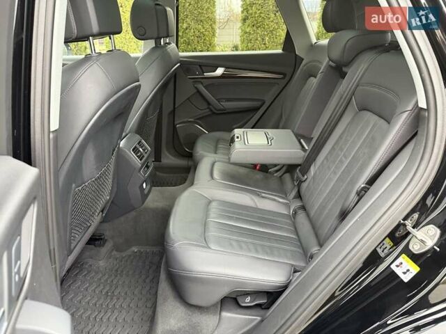 Чорний Ауді Ку 5, об'ємом двигуна 2 л та пробігом 160 тис. км за 20999 $, фото 62 на Automoto.ua