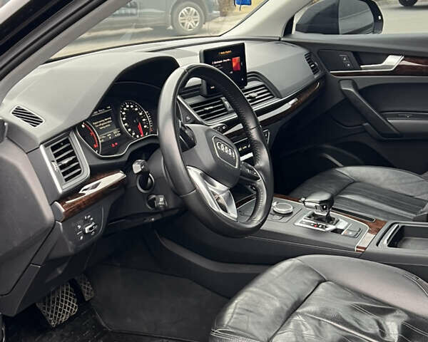 Чорний Ауді Ку 5, об'ємом двигуна 1.98 л та пробігом 188 тис. км за 18900 $, фото 9 на Automoto.ua