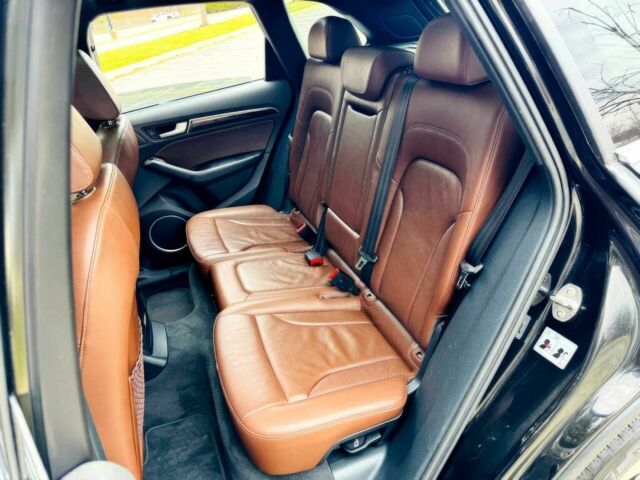 Черный Ауди Ку 5, объемом двигателя 2 л и пробегом 60 тыс. км за 11999 $, фото 9 на Automoto.ua