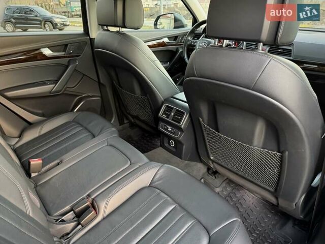 Черный Ауди Ку 5, объемом двигателя 2 л и пробегом 110 тыс. км за 27500 $, фото 21 на Automoto.ua