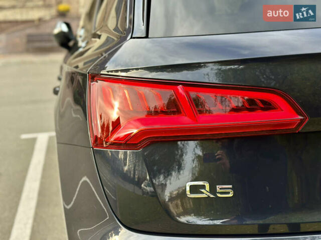 Черный Ауди Ку 5, объемом двигателя 1.98 л и пробегом 208 тыс. км за 21999 $, фото 19 на Automoto.ua