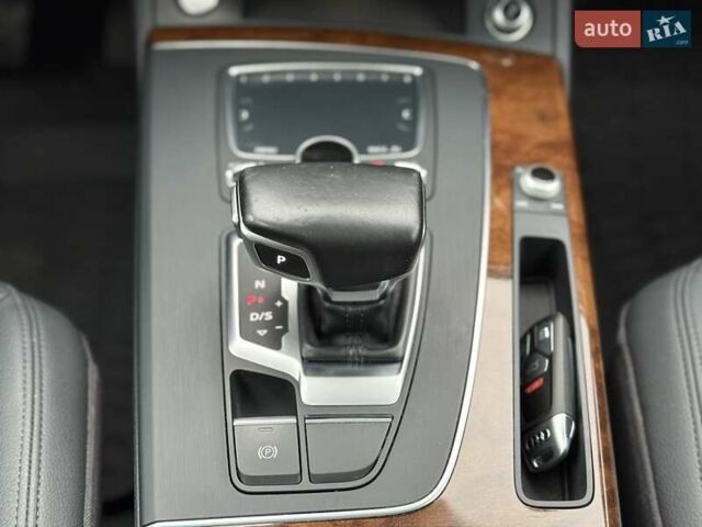 Чорний Ауді Ку 5, об'ємом двигуна 1.98 л та пробігом 160 тис. км за 23000 $, фото 95 на Automoto.ua