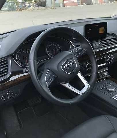 Черный Ауди Ку 5, объемом двигателя 2 л и пробегом 137 тыс. км за 18100 $, фото 9 на Automoto.ua