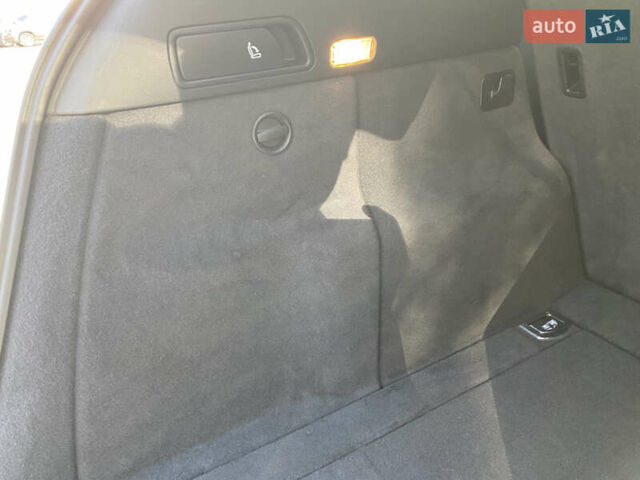 Чорний Ауді Ку 5, об'ємом двигуна 2 л та пробігом 176 тис. км за 19550 $, фото 75 на Automoto.ua