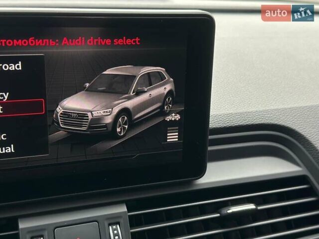 Черный Ауди Ку 5, объемом двигателя 1.98 л и пробегом 129 тыс. км за 29500 $, фото 82 на Automoto.ua