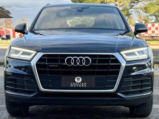 Черный Ауди Ку 5, объемом двигателя 2 л и пробегом 56 тыс. км за 5000 $, фото 1 на Automoto.ua