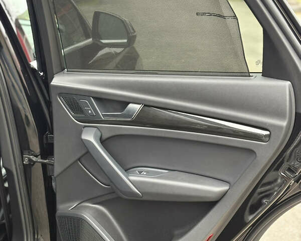 Чорний Ауді Ку 5, об'ємом двигуна 1.98 л та пробігом 96 тис. км за 25700 $, фото 22 на Automoto.ua