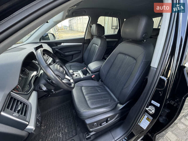 Чорний Ауді Ку 5, об'ємом двигуна 2 л та пробігом 159 тис. км за 20950 $, фото 30 на Automoto.ua