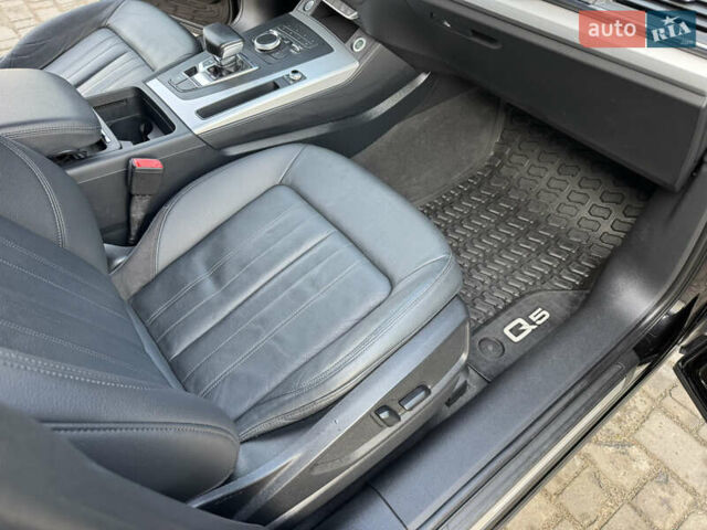 Чорний Ауді Ку 5, об'ємом двигуна 2 л та пробігом 159 тис. км за 20950 $, фото 38 на Automoto.ua