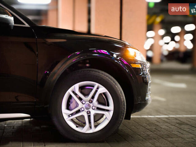 Черный Ауди Ку 5, объемом двигателя 2 л и пробегом 97 тыс. км за 25500 $, фото 3 на Automoto.ua