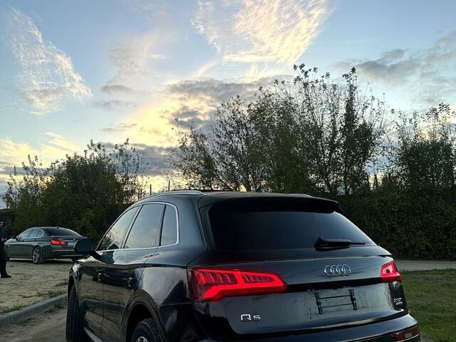 Ауді Ку 5 2017 у Чернігові на Automoto.ua Чорний Ауді Ку 5, об'ємом двигуна 2 л та пробігом 250 тис. км за 25150 $, фото 2 на Automoto.ua