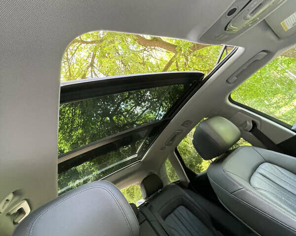 Черный Ауди Ку 5, объемом двигателя 1.98 л и пробегом 114 тыс. км за 22500 $, фото 11 на Automoto.ua