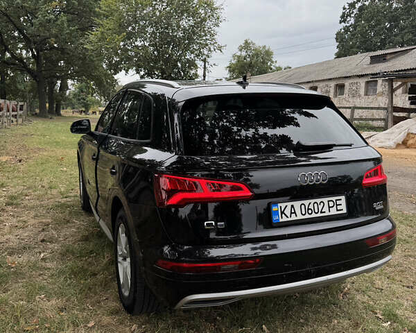 Черный Ауди Ку 5, объемом двигателя 1.98 л и пробегом 140 тыс. км за 27000 $, фото 2 на Automoto.ua