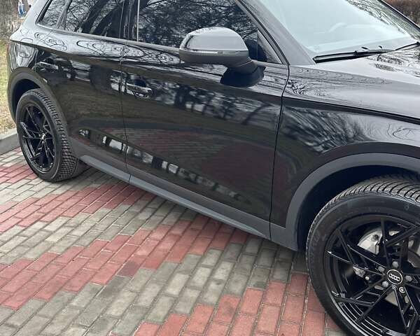 Черный Ауди Ку 5, объемом двигателя 1.97 л и пробегом 96 тыс. км за 33900 $, фото 38 на Automoto.ua