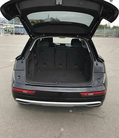 Черный Ауди Ку 5, объемом двигателя 2 л и пробегом 137 тыс. км за 18100 $, фото 18 на Automoto.ua